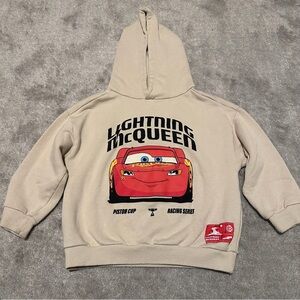 Zara Kids Pixar Cars Lightning McQueen Print Hoodie Toddler Boy 5T - Cream